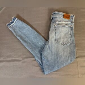 Lucky Brand Bridgette Skinny Jeans Women’s 31 Ankle Distressed Light Wash